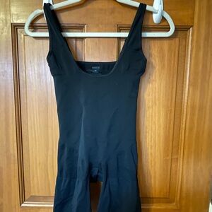 Women's shape wear. Assets by Spanx